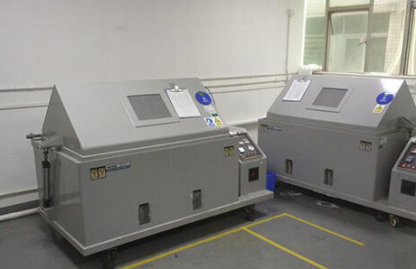 Test in nebbia salina di elementi di fissaggio in acciaio inossidabile